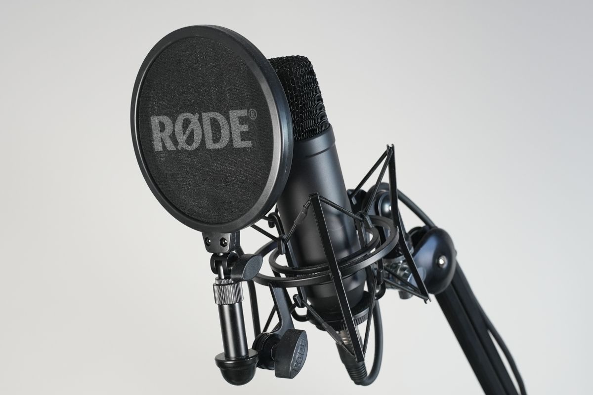Getting Started With the Rode NT1 Kit - An In-depth Review