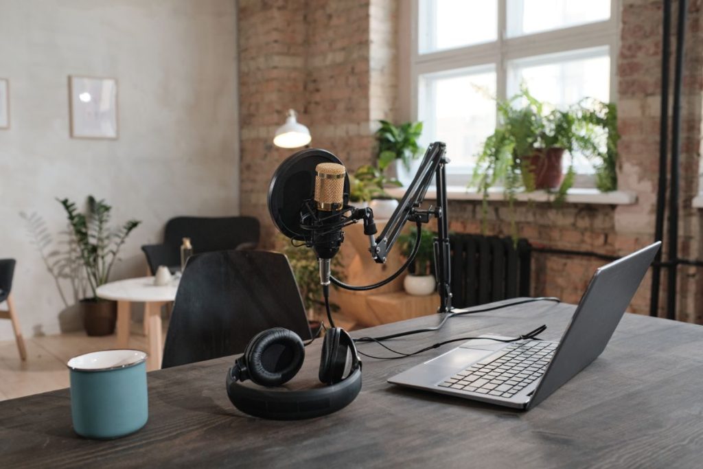 podcast analytics tools