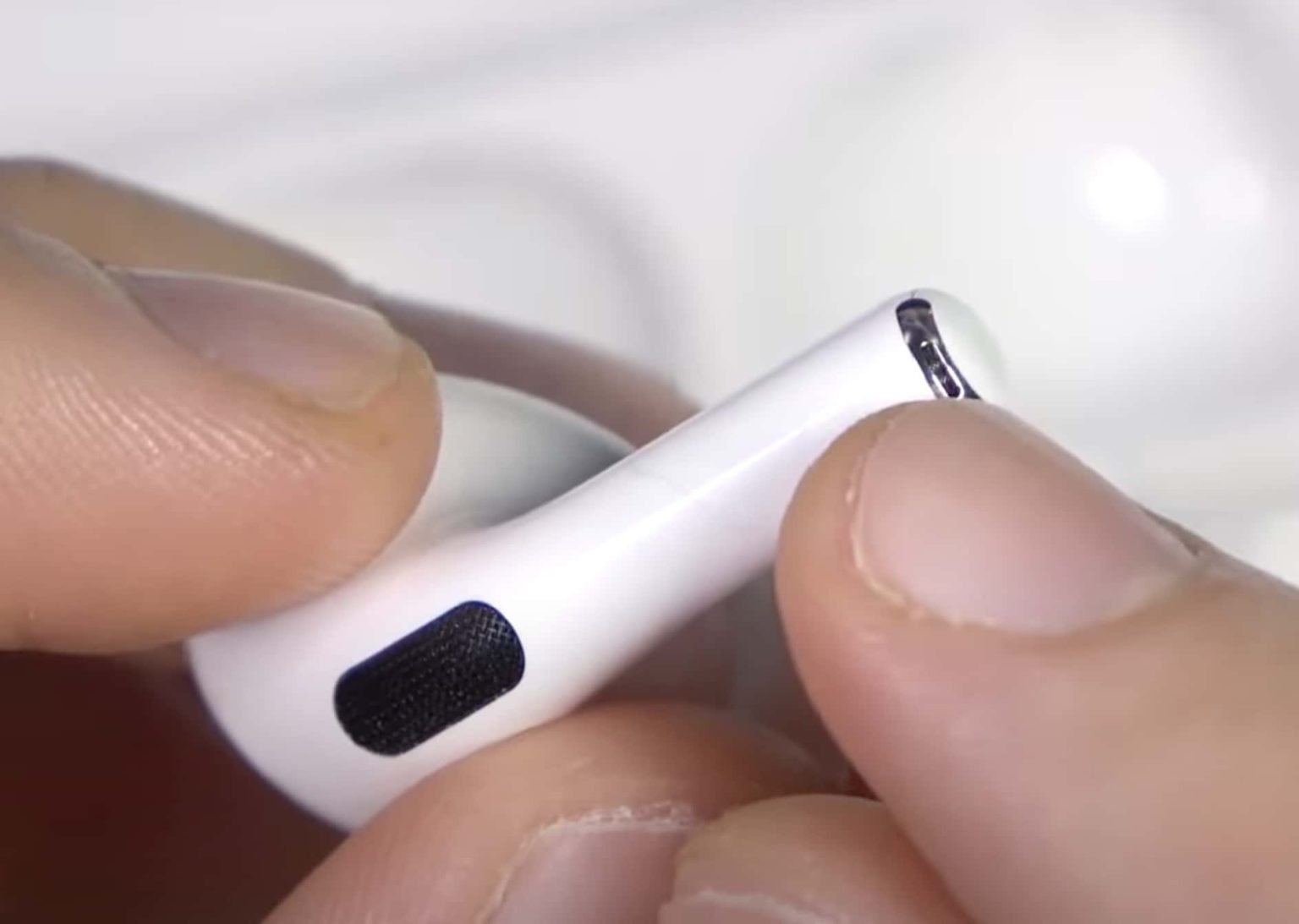 AirPod Pro Mic Location Where Is The Microphone Located